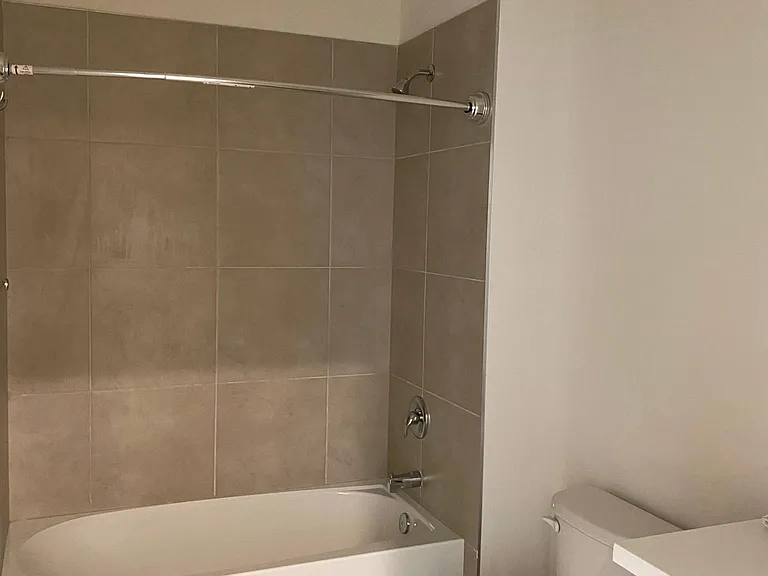1207 SW Embers Ter — Photo 16