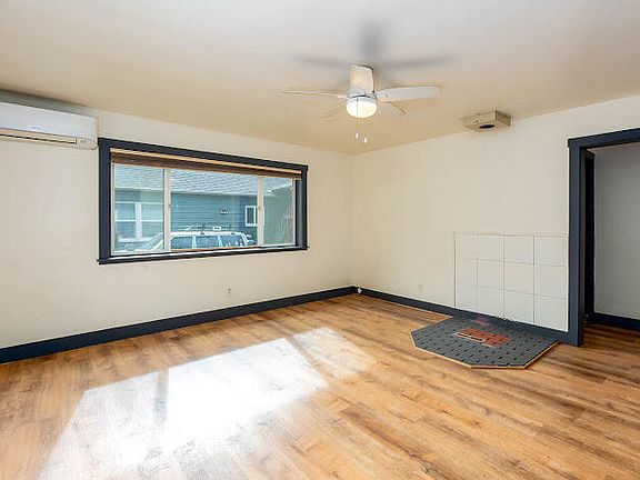 5th image of 46822 Sunset Ave