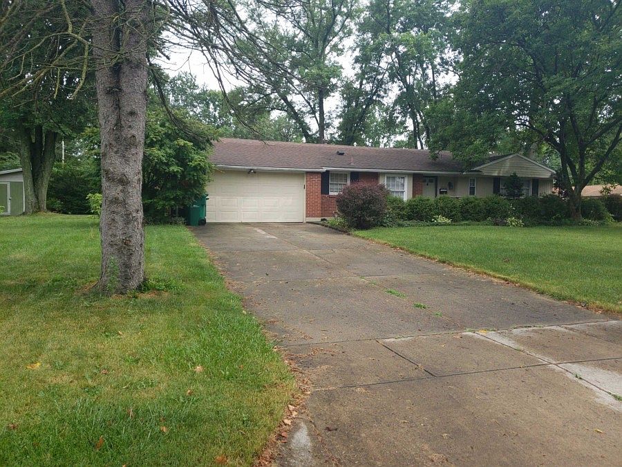 2nd image of 3000 E Rahn Rd