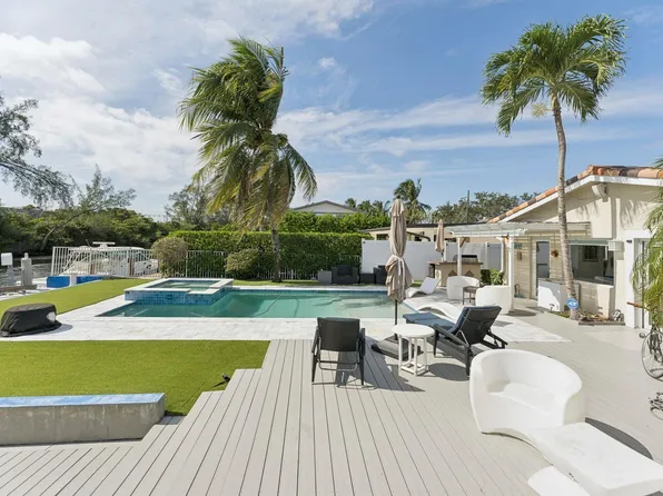 911 NW 7th St, Dania Beach, FL 33004