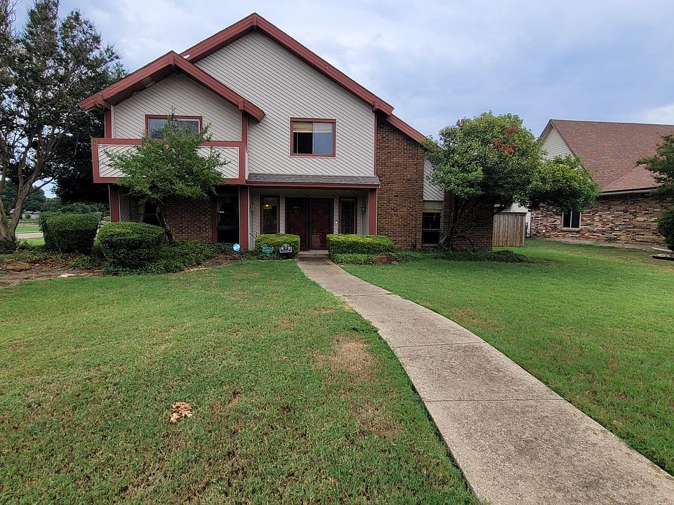 1st image of 222 Gold Finch Dr