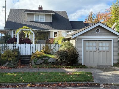 1911 47th Avenue SW, Seattle, WA, 98116