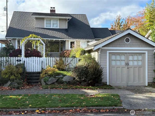 1911 47th Avenue SW, Seattle, WA 98116