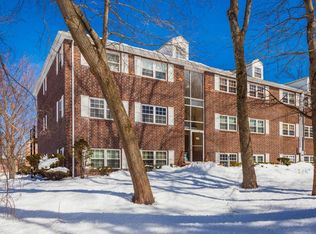 105 Farrwood Ave APT 9, North Andover, MA 01845