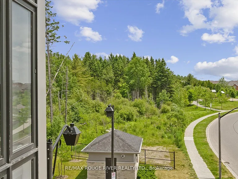 6 Esquire Way — Photo 37