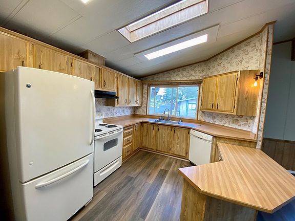 4th image of 1001 SE 15th St Unit 45