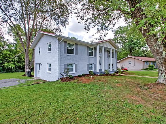2nd image of 2103 Foxdale Dr
