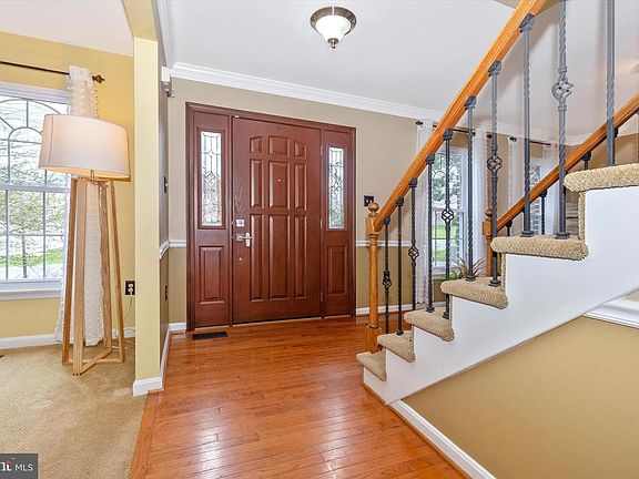 4th image of 1825 Londontowne Cir