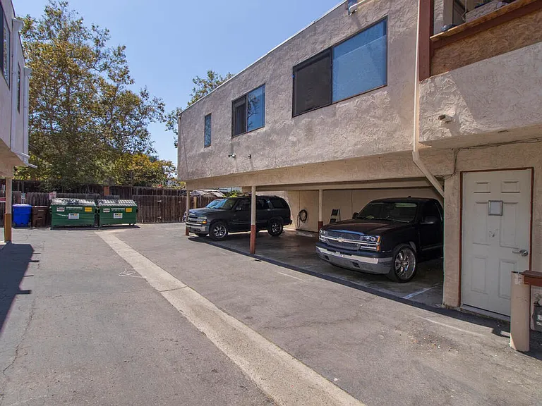 109 Avenida Las Brisas #C — Photo 4