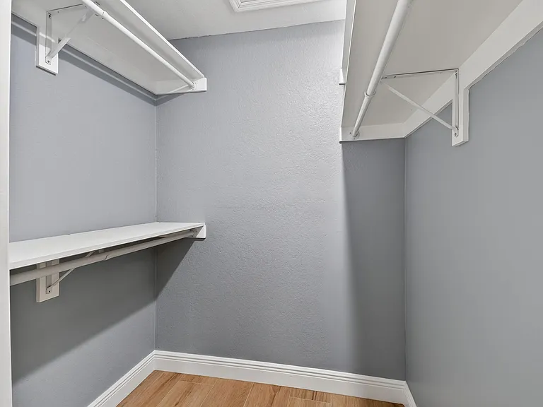 1615 Shirley Ct — Photo 11