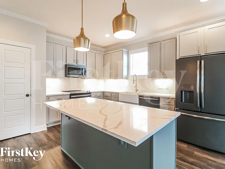 377 Ashley Woods Ct — Photo 5