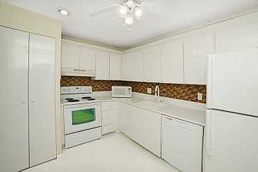 Home For Sale In Boca Lago