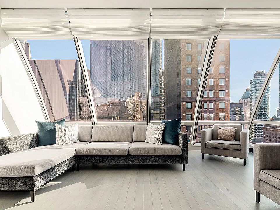 1st image of 157 W 57th St APT 40E