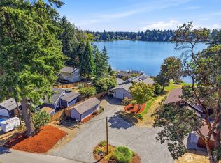 5727 Henslin Dr SE, Olympia, WA 98513