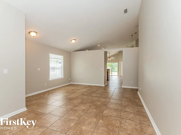 1255 Bedrock Dr — Photo 4