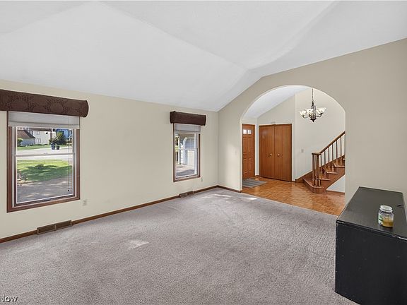 4th image of 8307 Old Post Rd