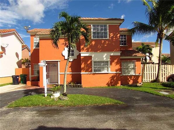 1045 NW 126th Pl