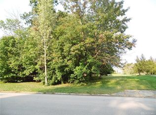 124 Signature Dr S, Xenia, OH 45385