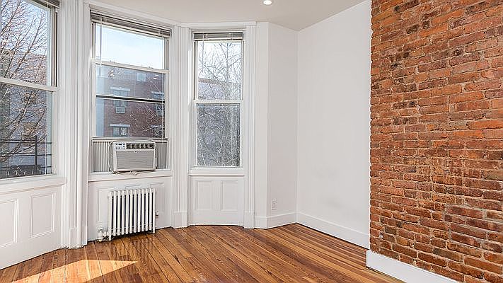 1st image of 221 N Henry St #2