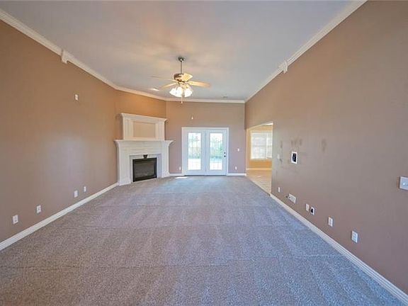 5th image of 509 Grand Ct
