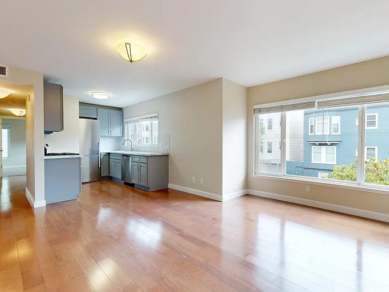 1490 Chestnut St #3 — Photo 4
