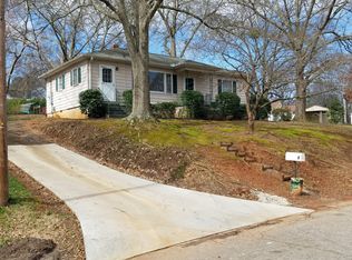 8 Columbia Cir, Greenville, SC 29607