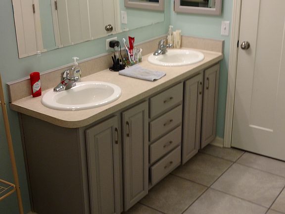 5th image of 4901 Eagle Pointe Dr
