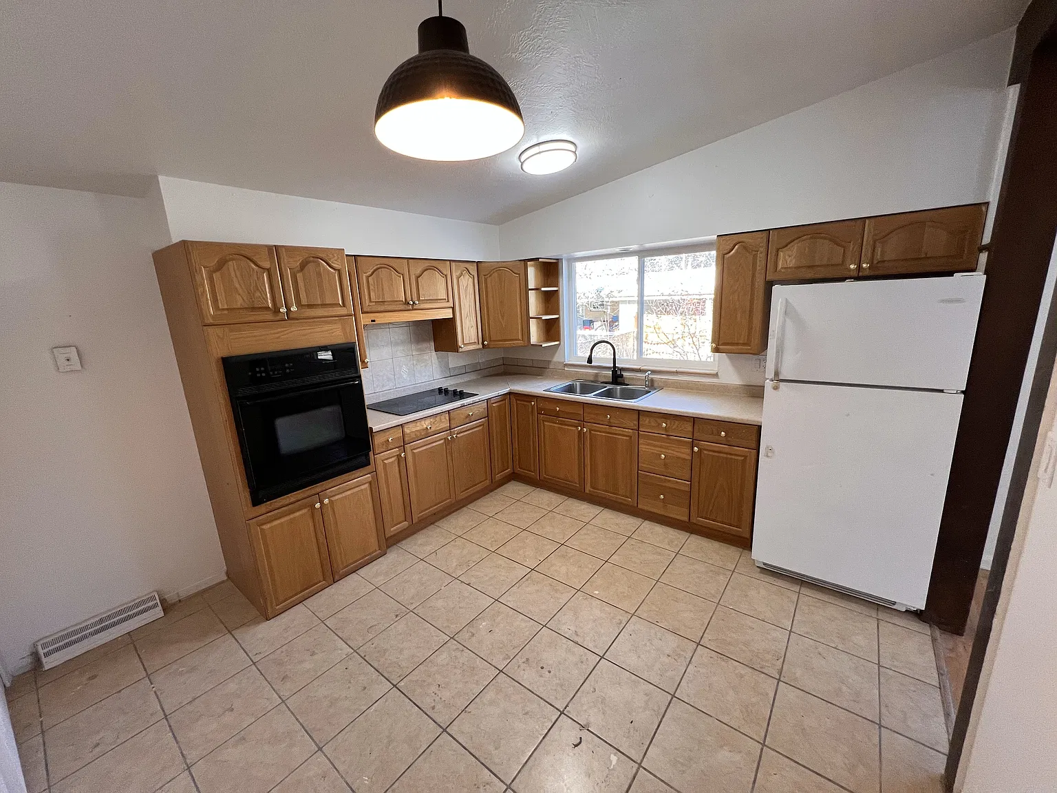 2 bed, $1,700 — Photo 1