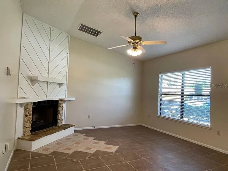 512 Galloway Ave — Photo 9