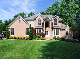 15665 Hens Rest Ln, Waldorf, MD 20601