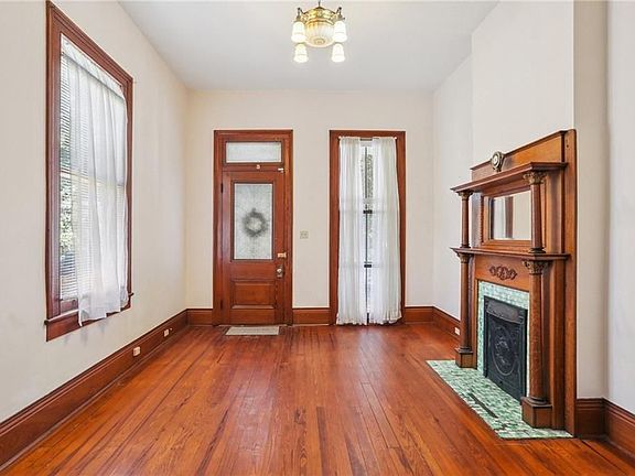 3rd image of 1111 Cambronne St
