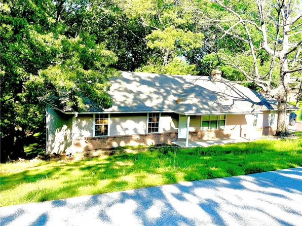 9350 Grimes Dr, Rogers, AR 72756