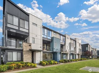 220 Towns At Canyon Park, Bothell, WA 98021