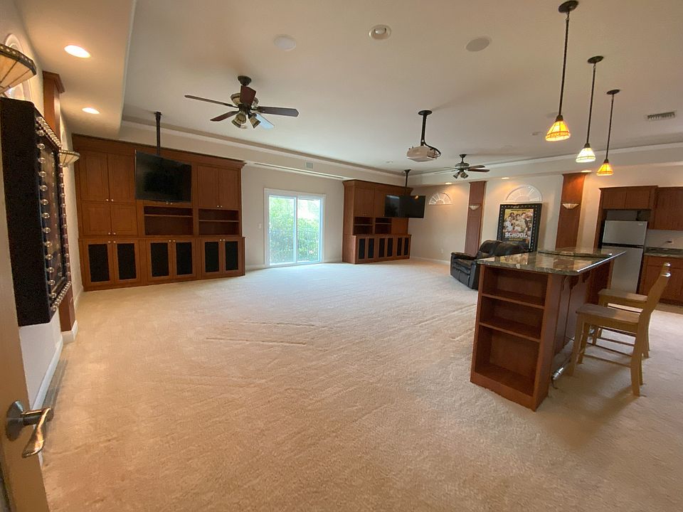 Living room 1