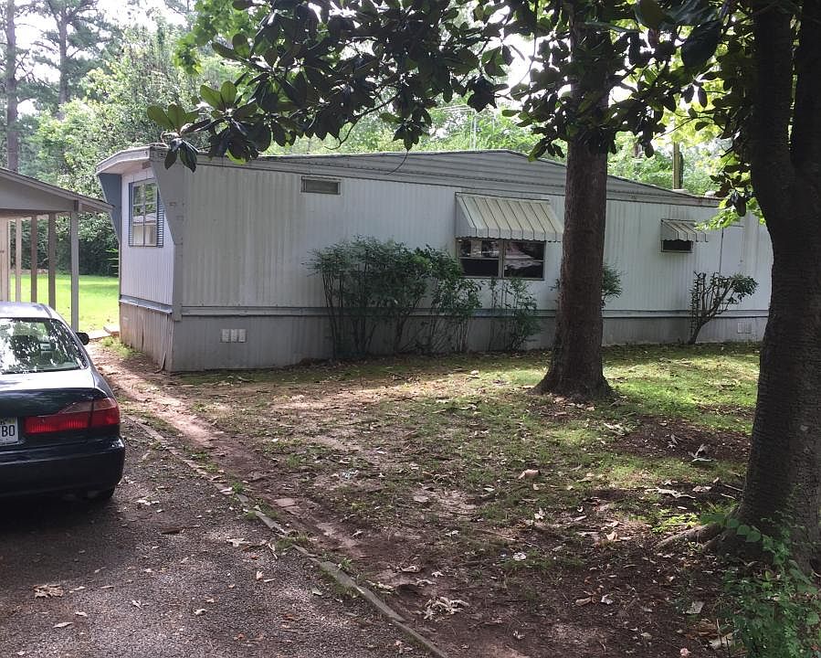 2nd image of 1516 Glenn Rd