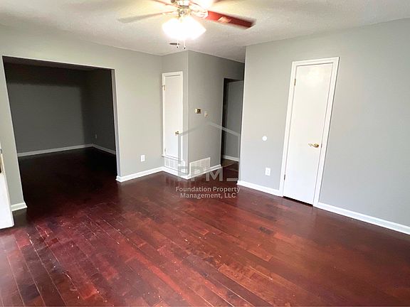 5th image of 1375 Adelaide St