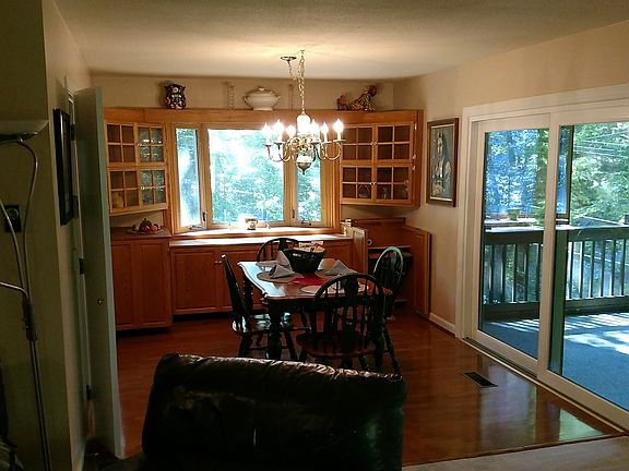 Dining room bay window
