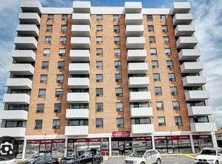 2019 Bank St #801, Ottawa, ON K1V0N1
