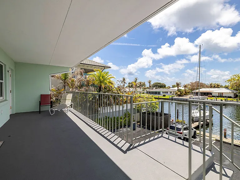 23 Royal Palm Point #A — Photo 1