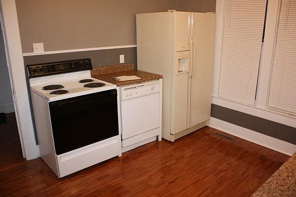 2nd image of 811 W 2nd St