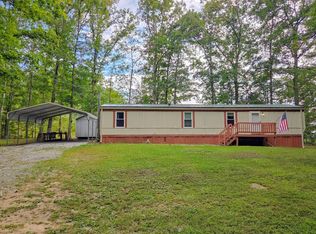 1100 Gray Fox Dr, Crossville, TN 38571