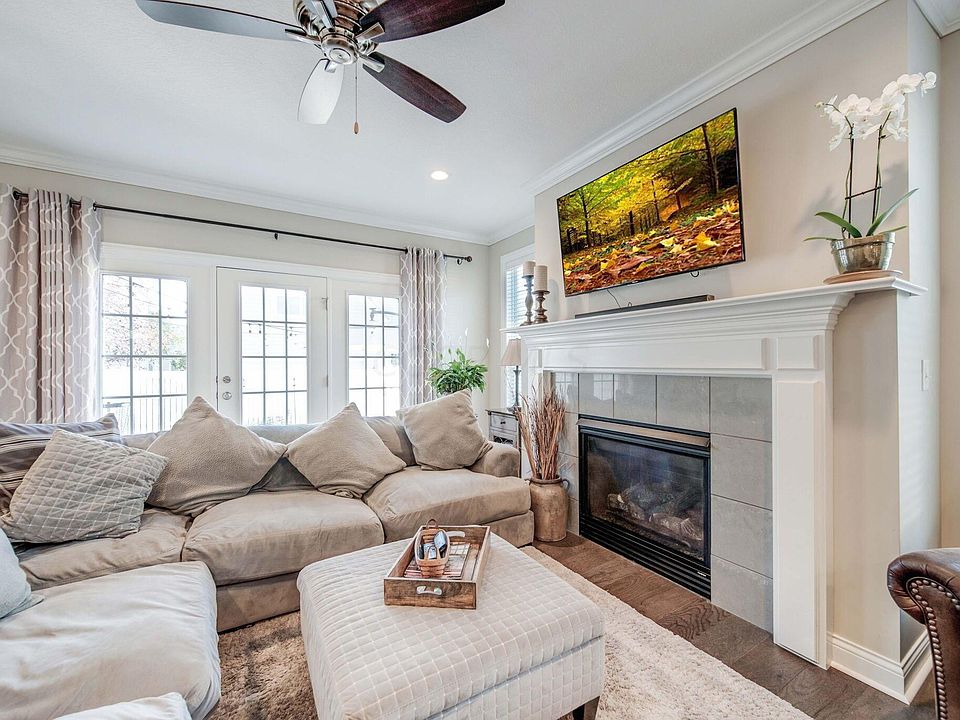 1st image of 8005 Butterworth Green Dr