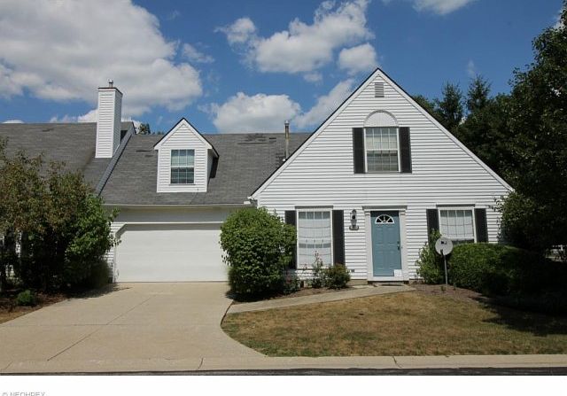 1st image of 880 W Kensington Ln