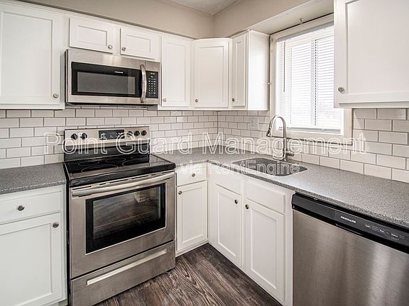 5th image of 604 Cordes Dr APT 13