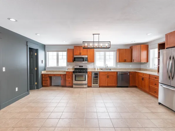 196 East Main Street #8, Conway, NH 03818