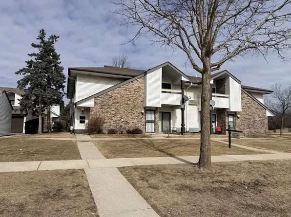 10810 West Donna DRIVE, Milwaukee, WI 53224