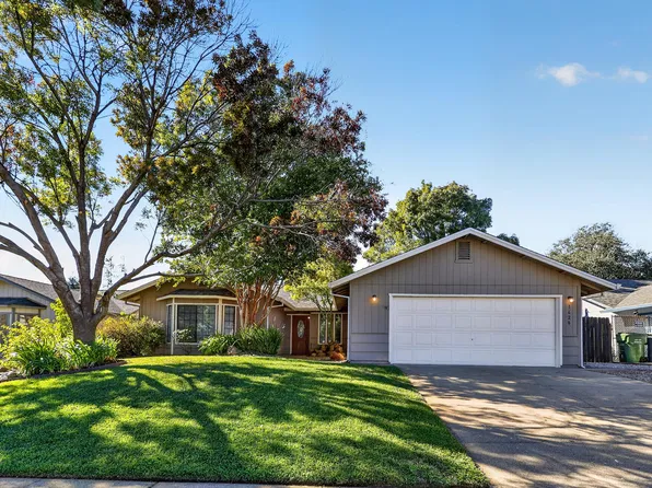 1628 Lacey Ln, Redding, CA 96003