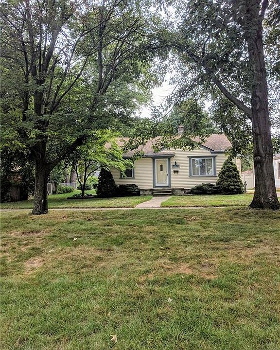 1st image of 7526 N Silvery Ln