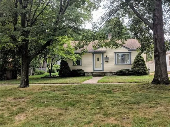 7526 N Silvery Ln, Dearborn Heights, MI 48127