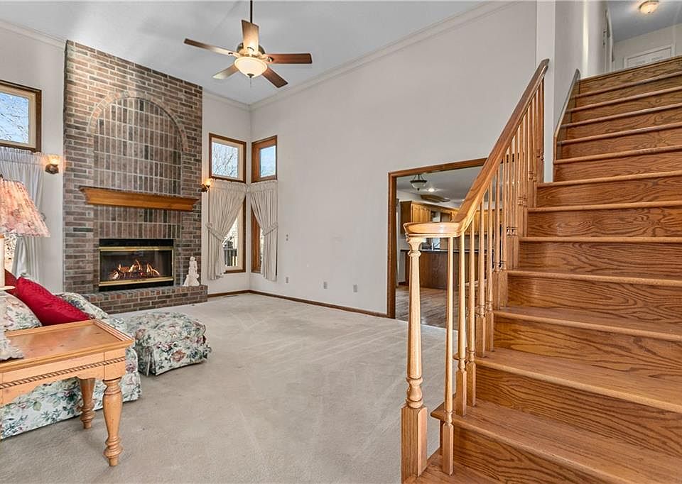 2229 NE Waterfield Ln, Blue Springs, MO 64014 Zillow
